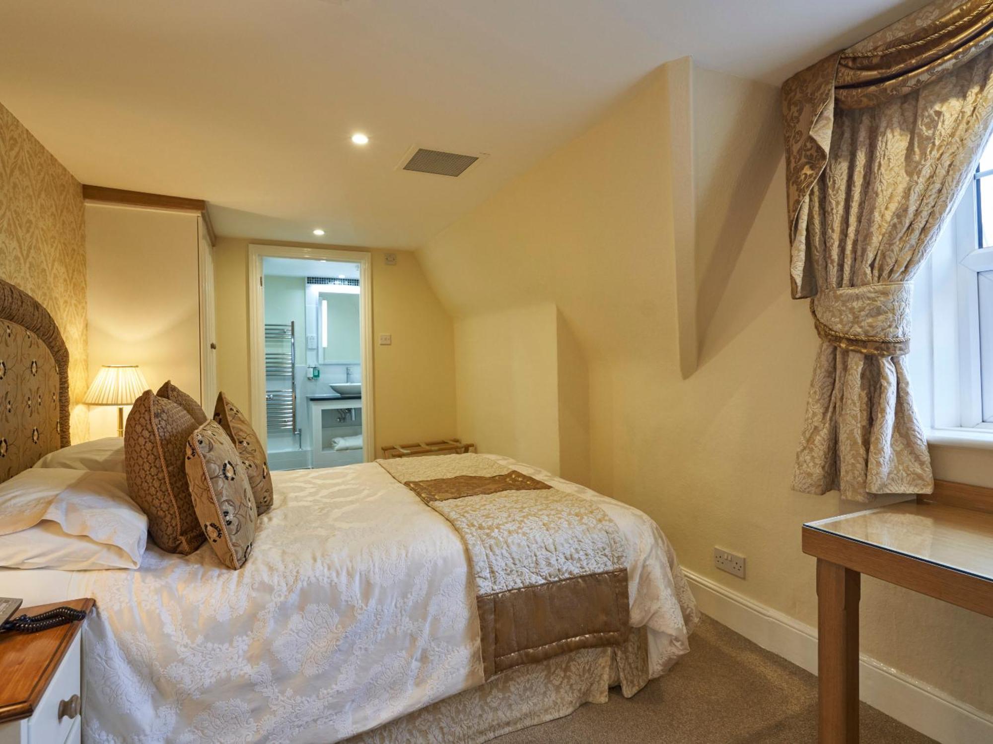 Hempstead House Hotel & Restaurant Sittingbourne Rum bild